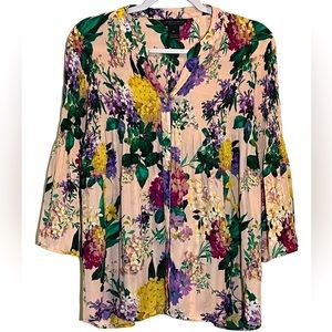 WOMEN’S PETITE FLOWY BUTTON V-NECK BLOUSE! Size Petite Large